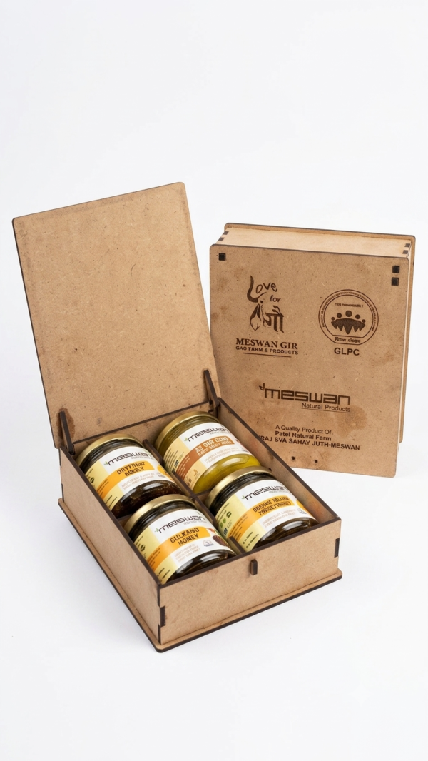 4-Jar Wooden Gift Box